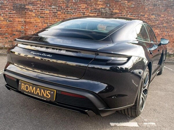 Used Porsche Taycan 2022 for sale - 74900925: Photo 16