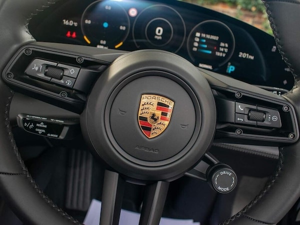 Used Porsche Taycan 2022 for sale - 74900925: Photo 34