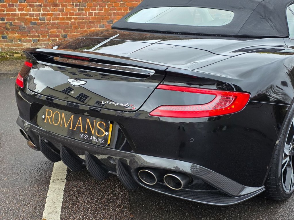 Used Aston Martin Vanquish 2018 for sale - 76454581: Photo 29