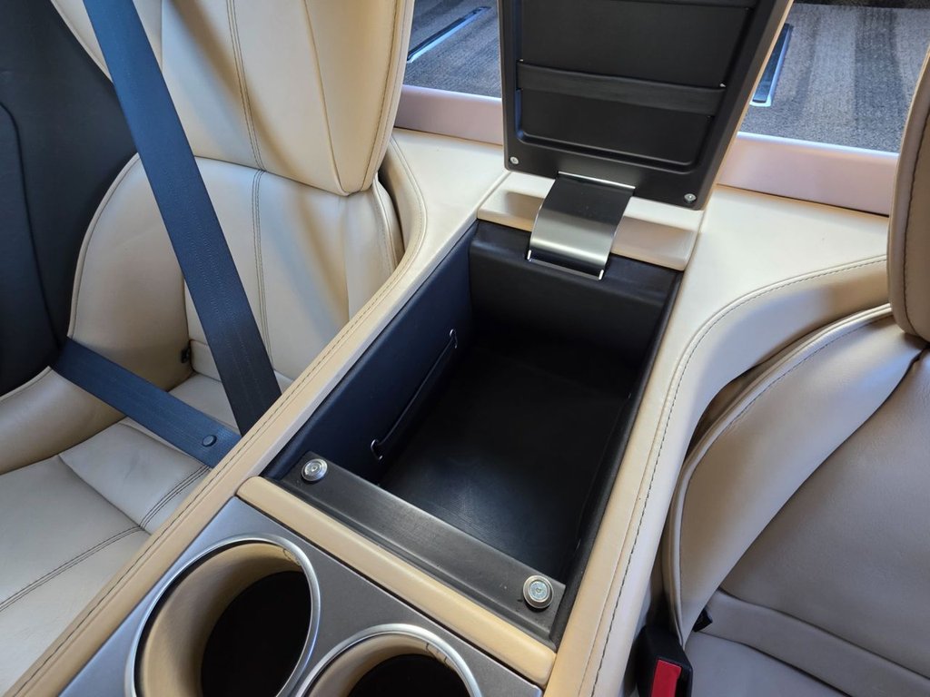 Used Aston Martin Rapide 2010 for sale - 77436430: Photo 27