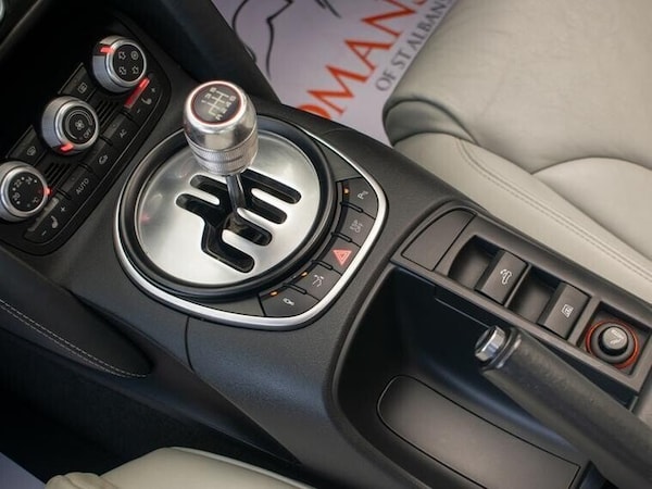 Used Audi R8 2010 for sale - 75099532: Photo 33
