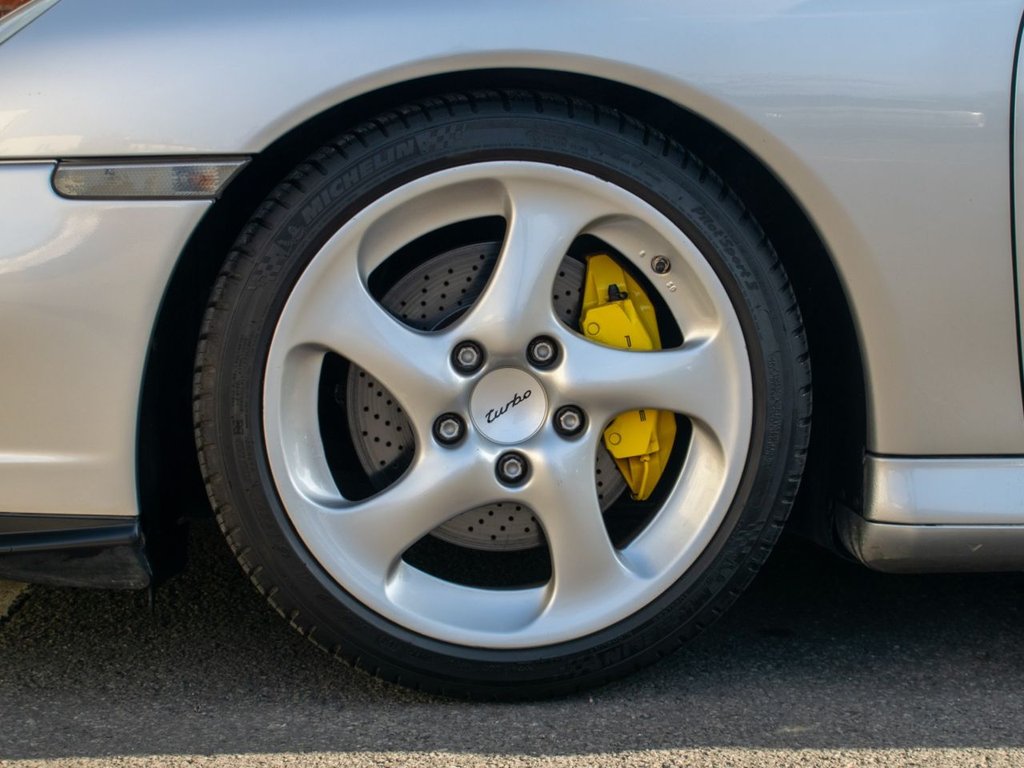 Used Porsche 911 2002 for sale - 77534786: Photo 12