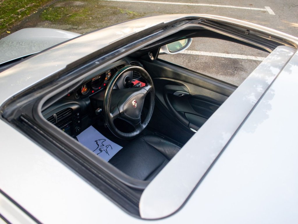 Used Porsche 911 2002 for sale - 77534786: Photo 30