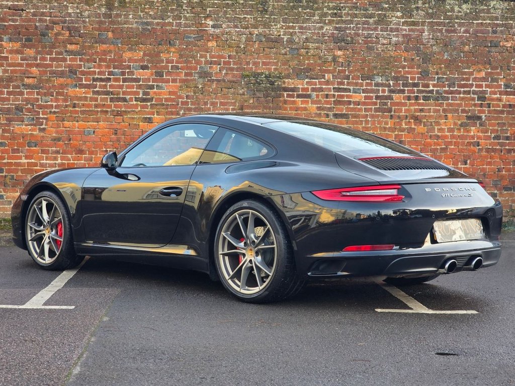 Used Porsche 911 2016 for sale - 76934620: Photo 4