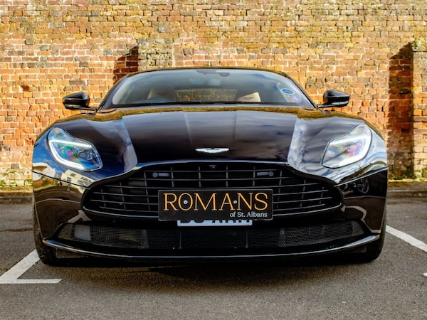Used Aston Martin DB11 2023 for sale - 73854256: Photo 13