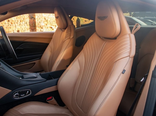 Used Aston Martin DB11 2023 for sale - 73854256: Photo 29