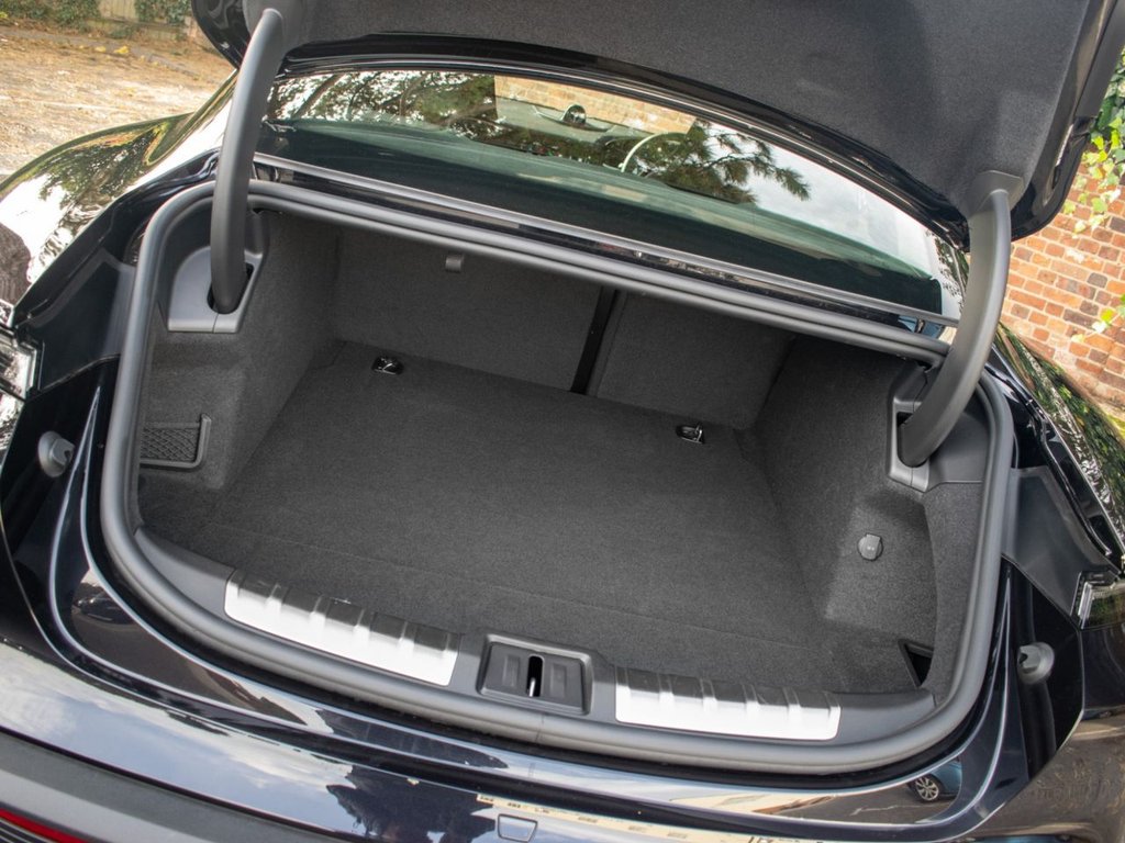 Used Porsche Taycan 2022 for sale - 78134527: Photo 24