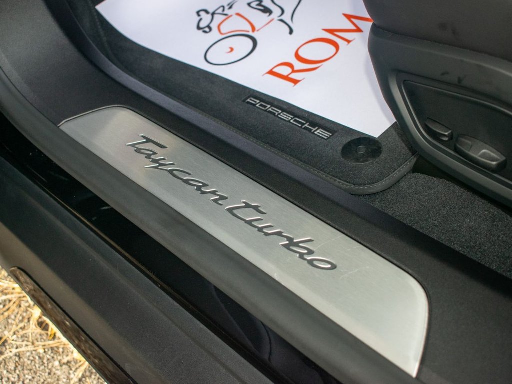 Used Porsche Taycan 2022 for sale - 78134527: Photo 25