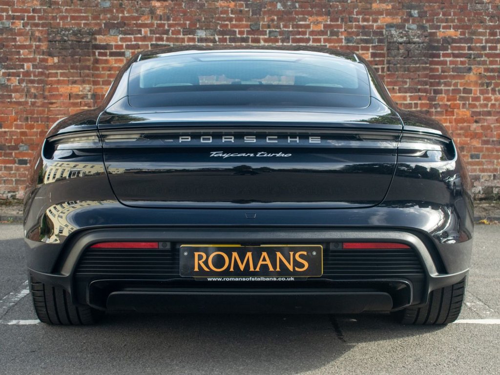 Used Porsche Taycan 2022 for sale - 78134527: Photo 6