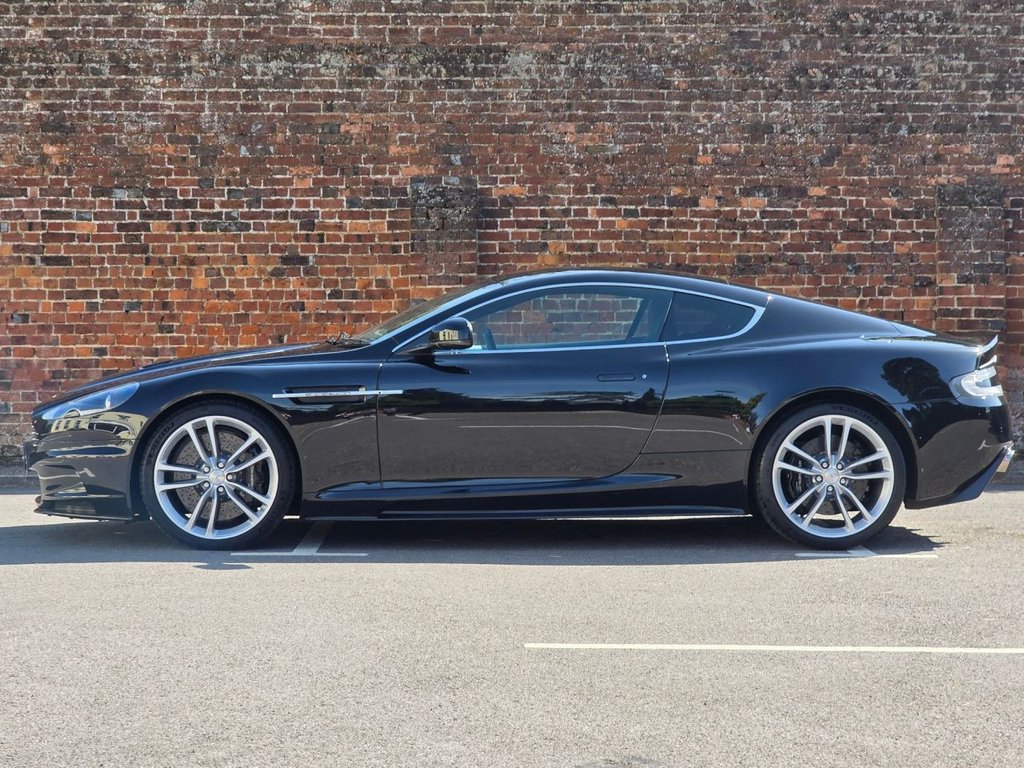 Used Aston Martin DBS 2010 for sale - 76009259: Photo 2