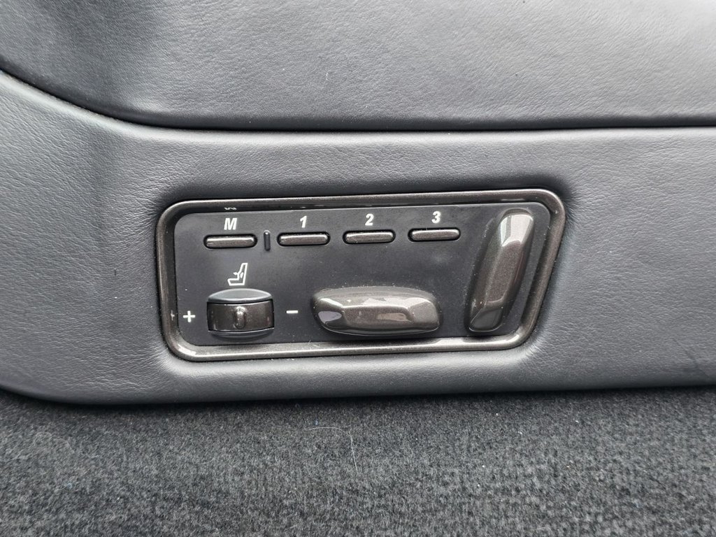 Used Aston Martin Vanquish 2018 for sale - 77583448: Photo 45