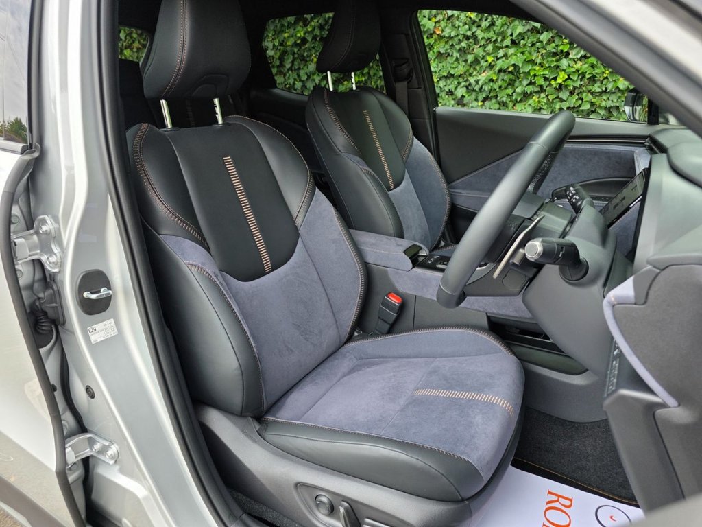 Used Lexus LBX 2024 for sale - 76163418: Photo 30