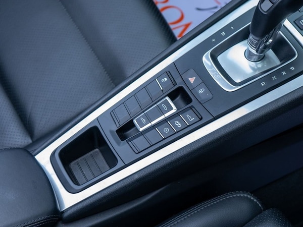 Used Porsche 718 Boxster 2018 for sale - 75607436: Photo 37