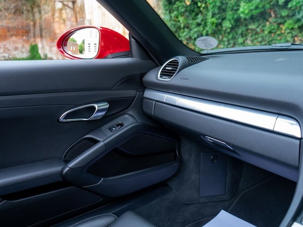 Used Porsche 718 Boxster 2018 for sale - 75607436: Photo 41