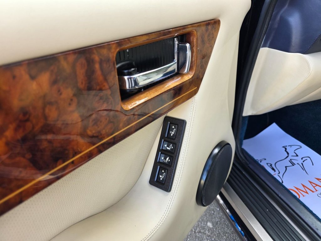 Used Aston Martin Virage 1997 for sale - 78056344: Photo 31