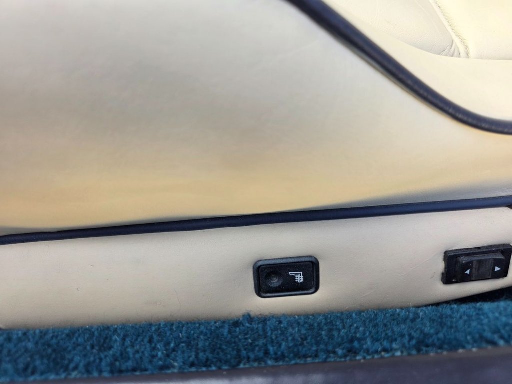 Used Aston Martin Virage 1997 for sale - 78056344: Photo 32