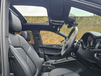 Used Porsche Macan 2022 for sale - 73713406: Photo
