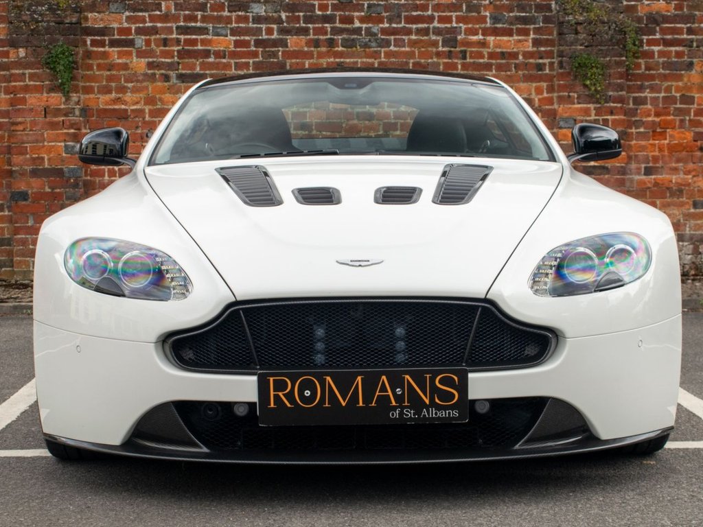 Used Aston Martin Vantage 2017 for sale - 77507895: Photo 11