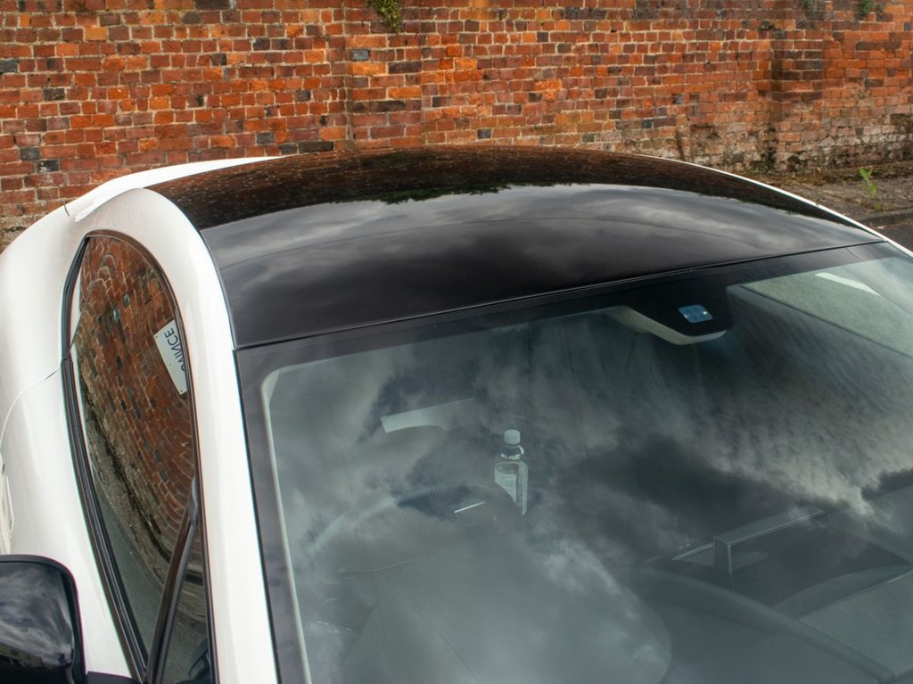 Used Aston Martin Vantage 2017 for sale - 77507895: Photo 18