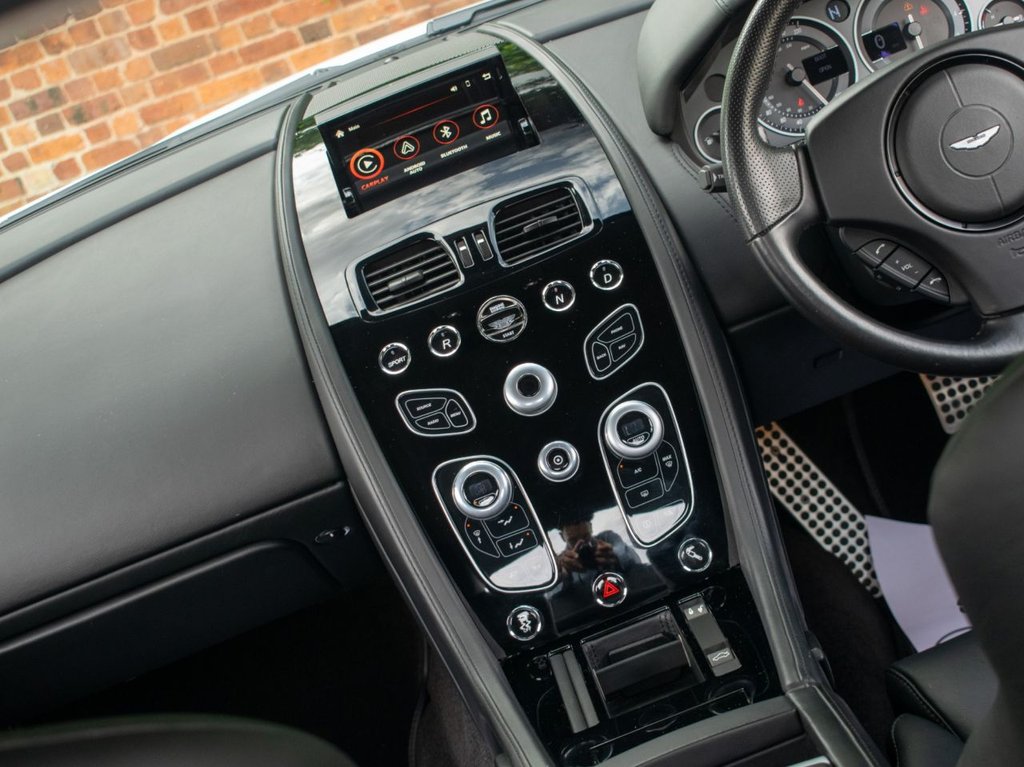 Used Aston Martin Vantage 2017 for sale - 77507895: Photo 36