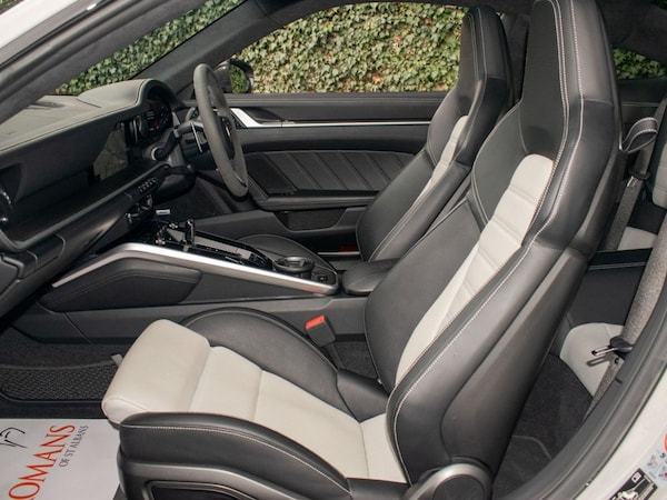Used Porsche 911 2020 for sale - 76245448: Photo 12