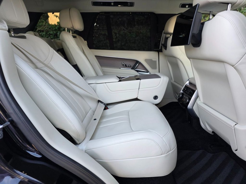 Used Land Rover Range Rover 2023 for sale - 77680869: Photo 12