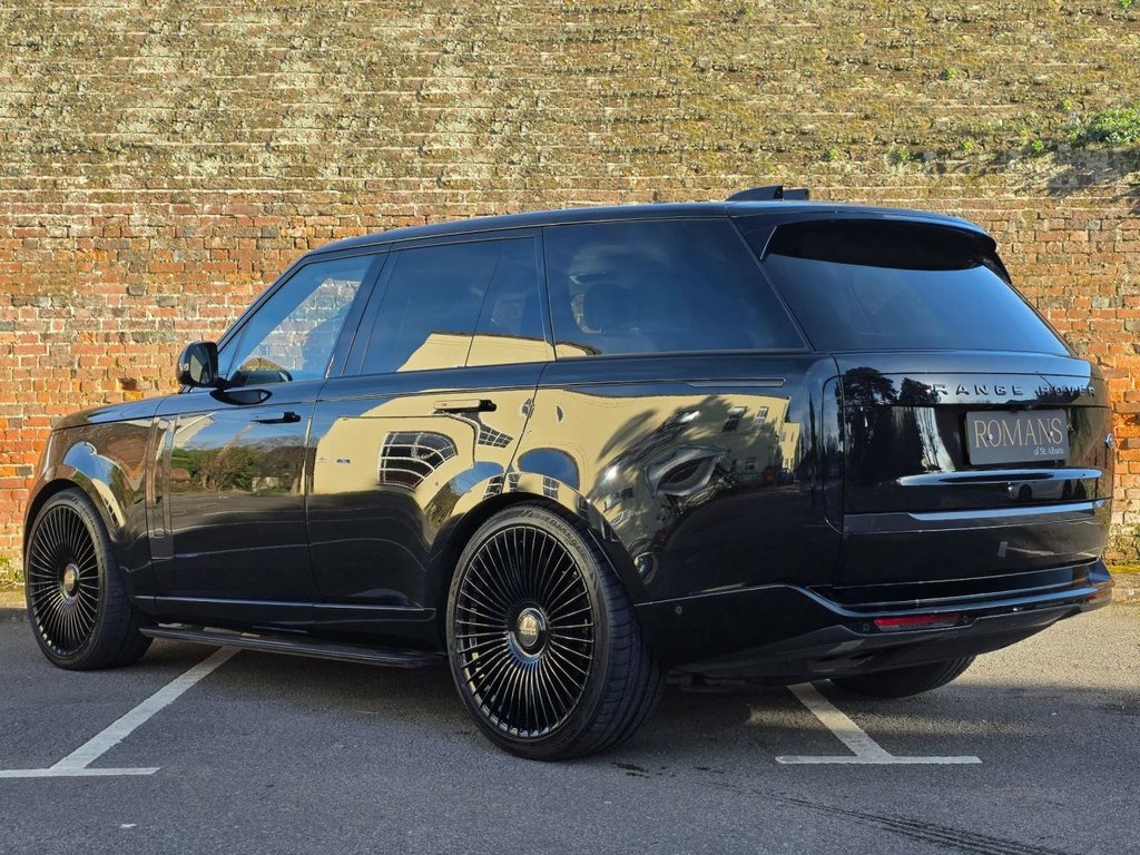 Used Land Rover Range Rover 2023 for sale - 77680869: Photo 3