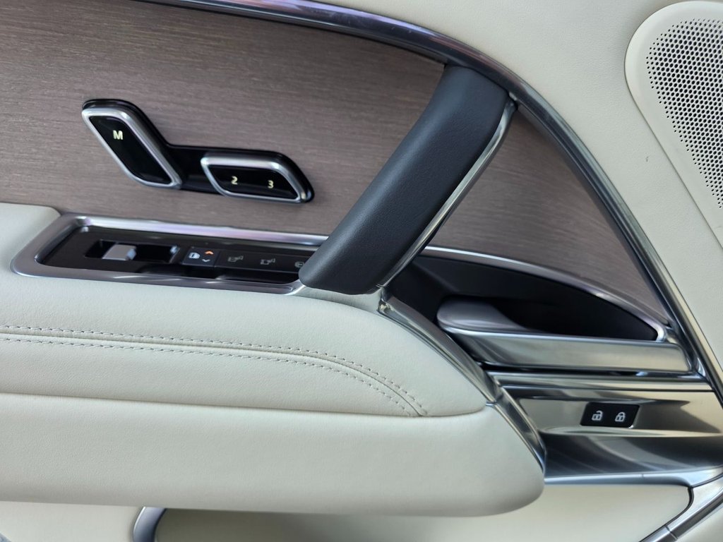 Used Land Rover Range Rover 2023 for sale - 77680869: Photo 31