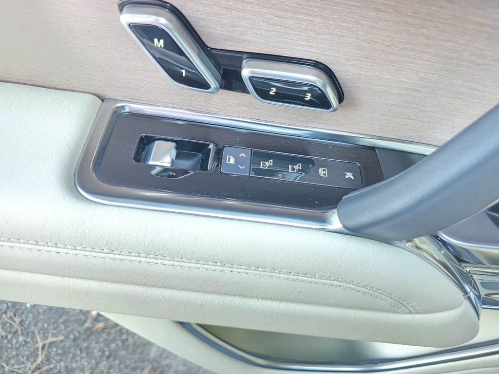 Used Land Rover Range Rover 2023 for sale - 77680869: Photo 32