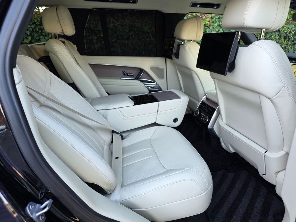 Used Land Rover Range Rover 2023 for sale - 77680869: Photo 41