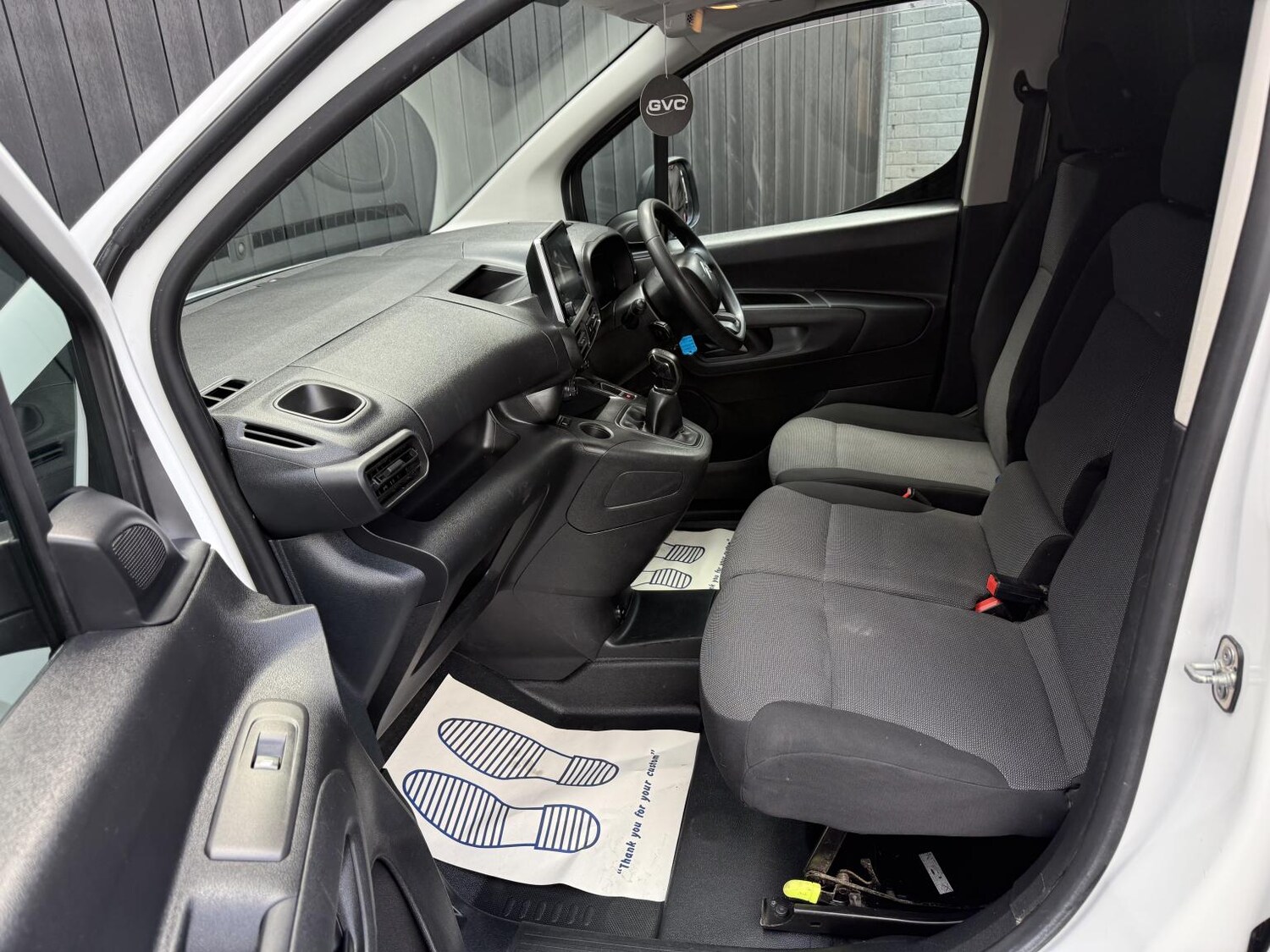 Vehicle 29