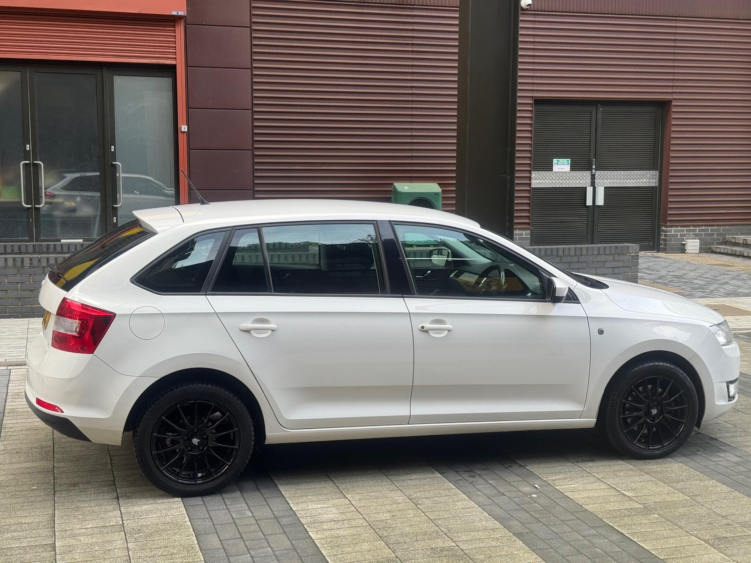 Used Skoda Rapid Spaceback 2014 for sale - 77229247: Photo 10