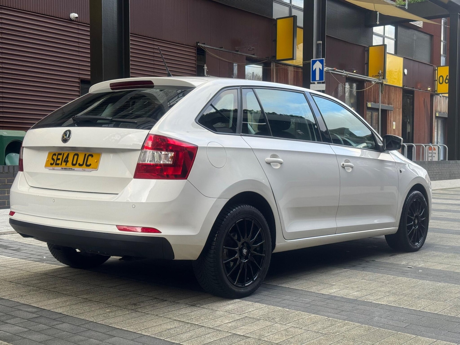 Used Skoda Rapid Spaceback 2014 for sale - 77229247: Photo 12