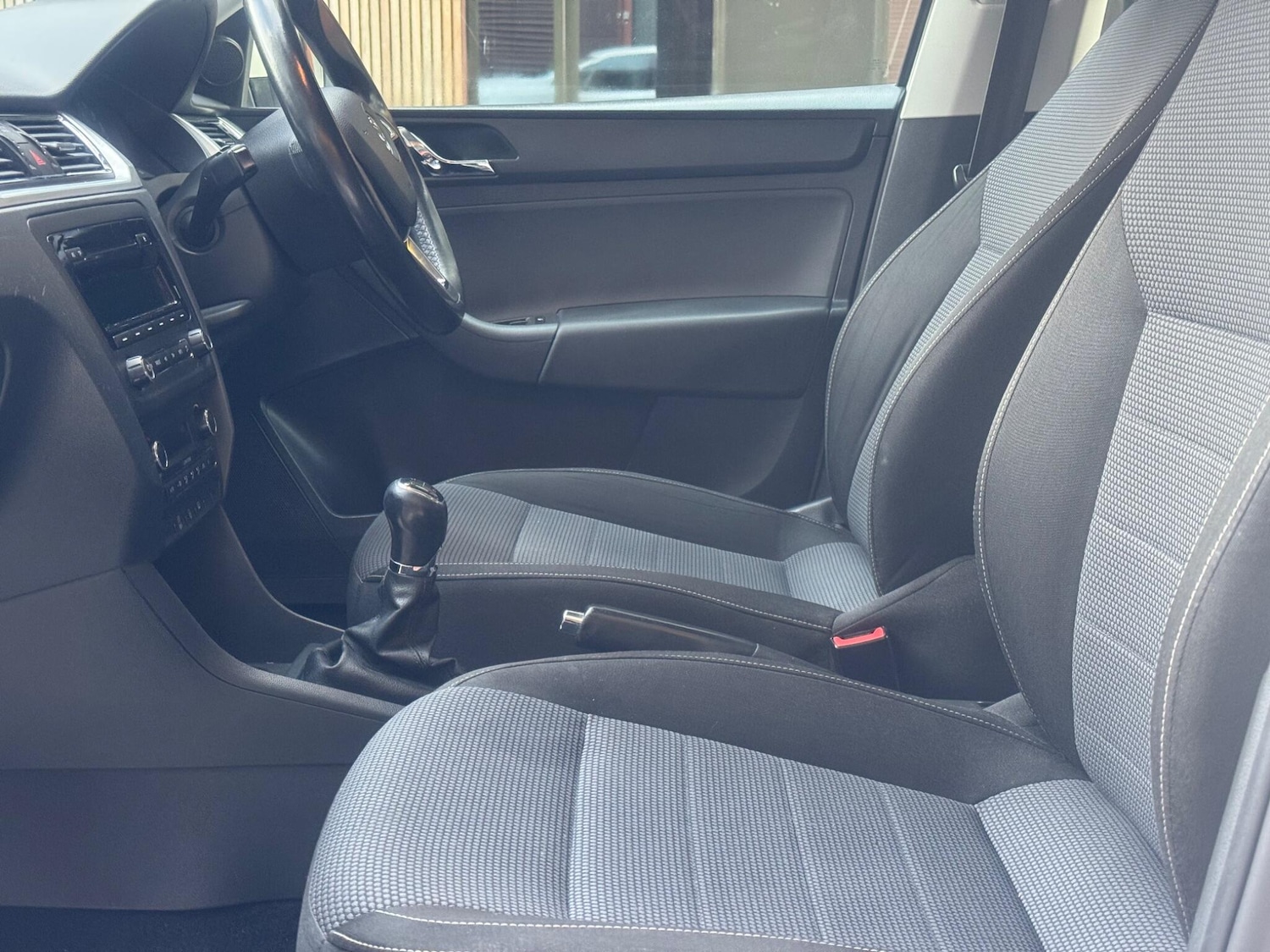 Used Skoda Rapid Spaceback 2014 for sale - 77229247: Photo 35