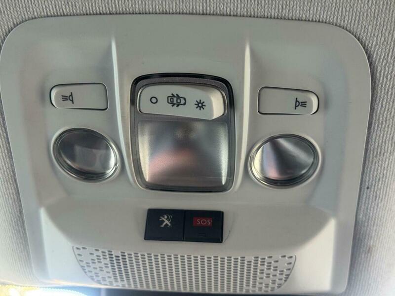 Used Peugeot 208 2019 for sale - 77978225: Photo 39