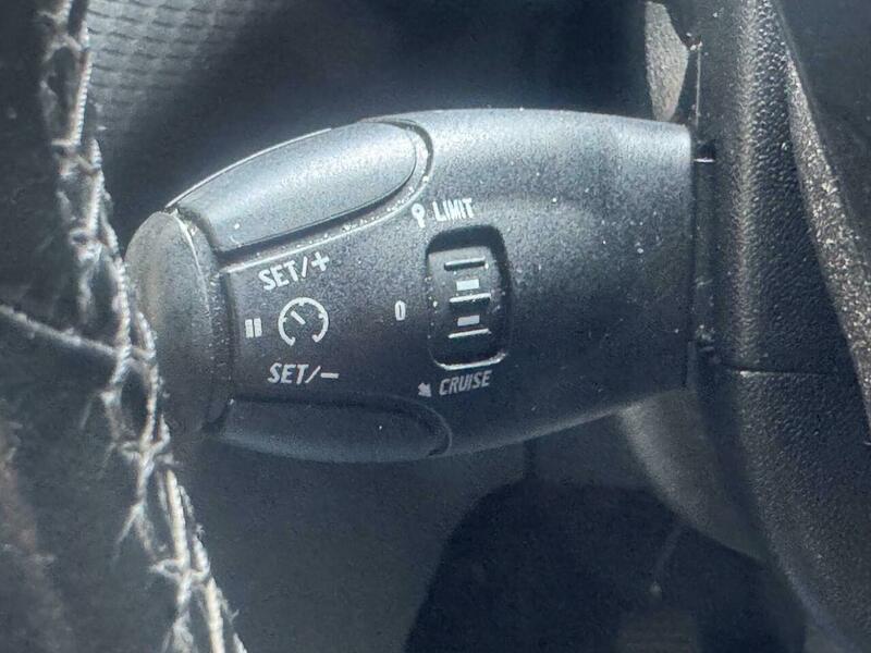 Used Peugeot 208 2019 for sale - 77978225: Photo 40