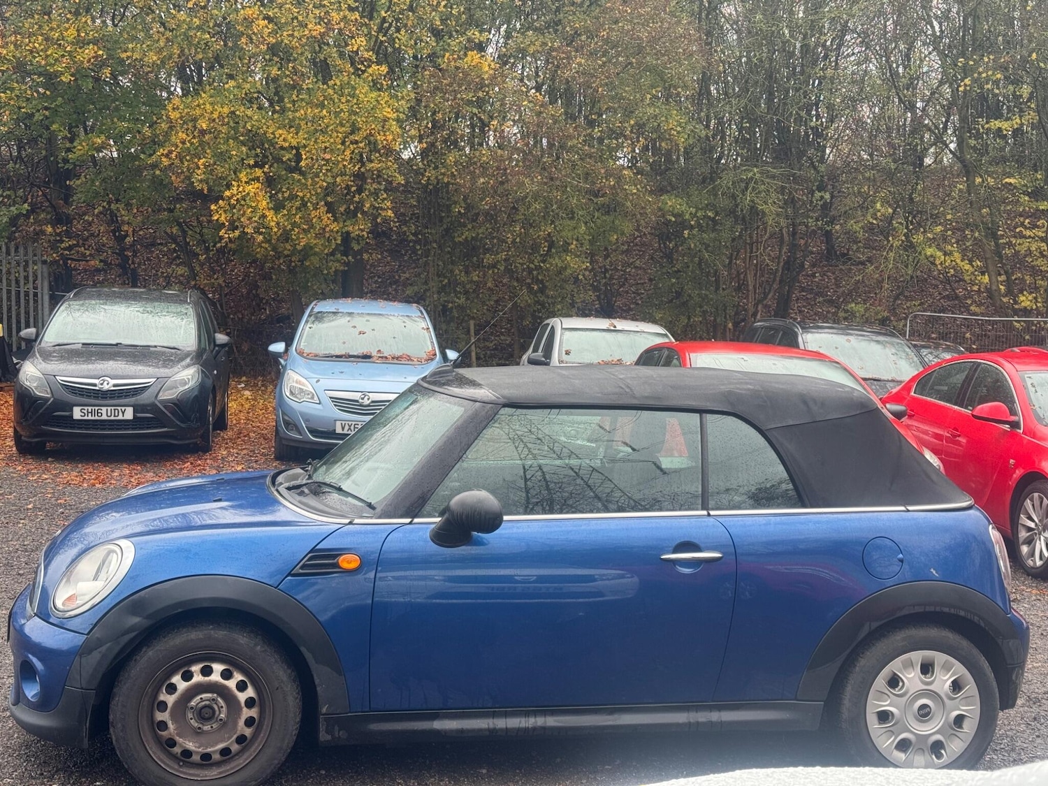 Used MINI Convertible 2012 for sale - 77267109: Photo 4