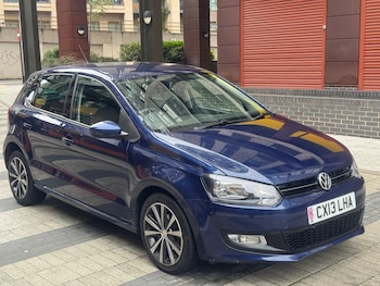Used Volkswagen Polo 2013 for sale - 76537832: Photo