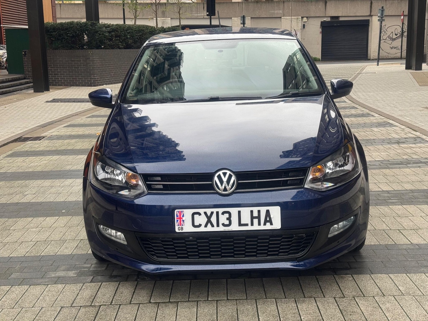 Used Volkswagen Polo for sale - 76537832: Photo 2