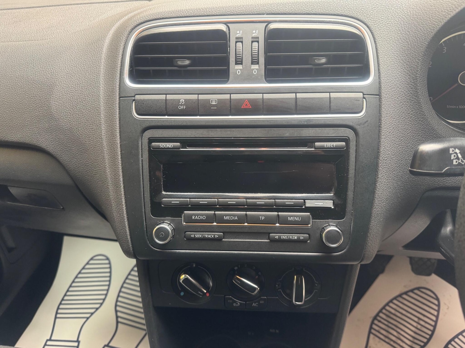 Used Volkswagen Polo for sale - 76537832: Photo 35