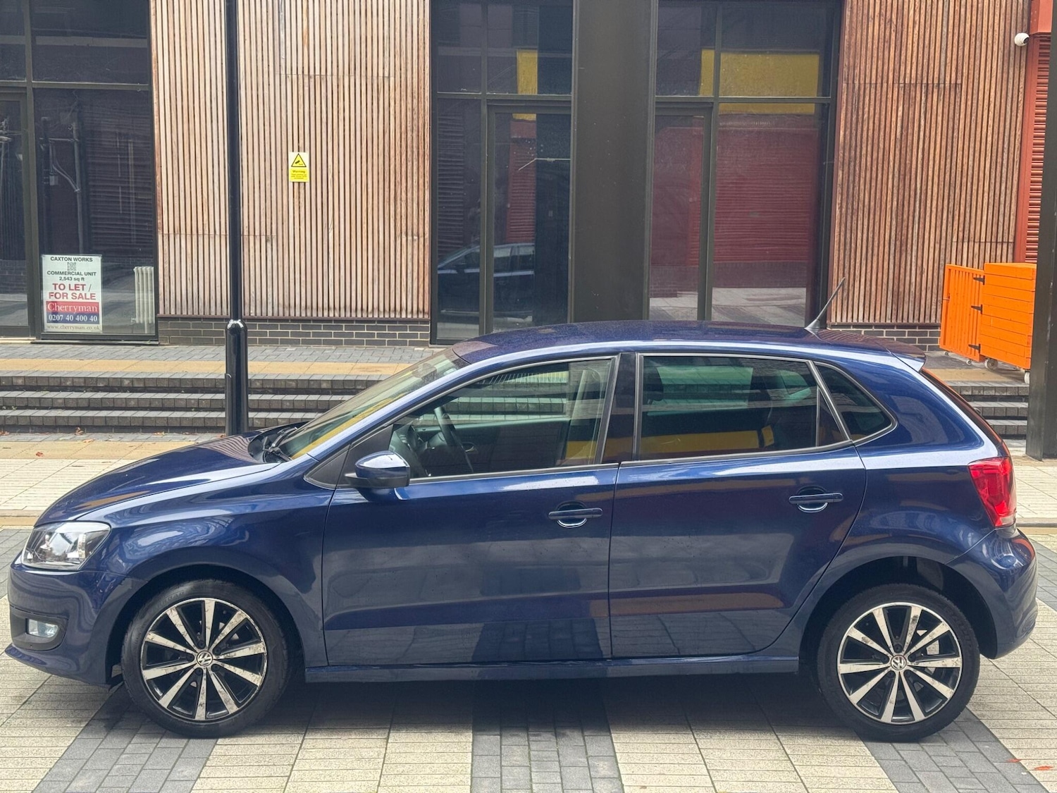 Used Volkswagen Polo for sale - 76537832: Photo 6