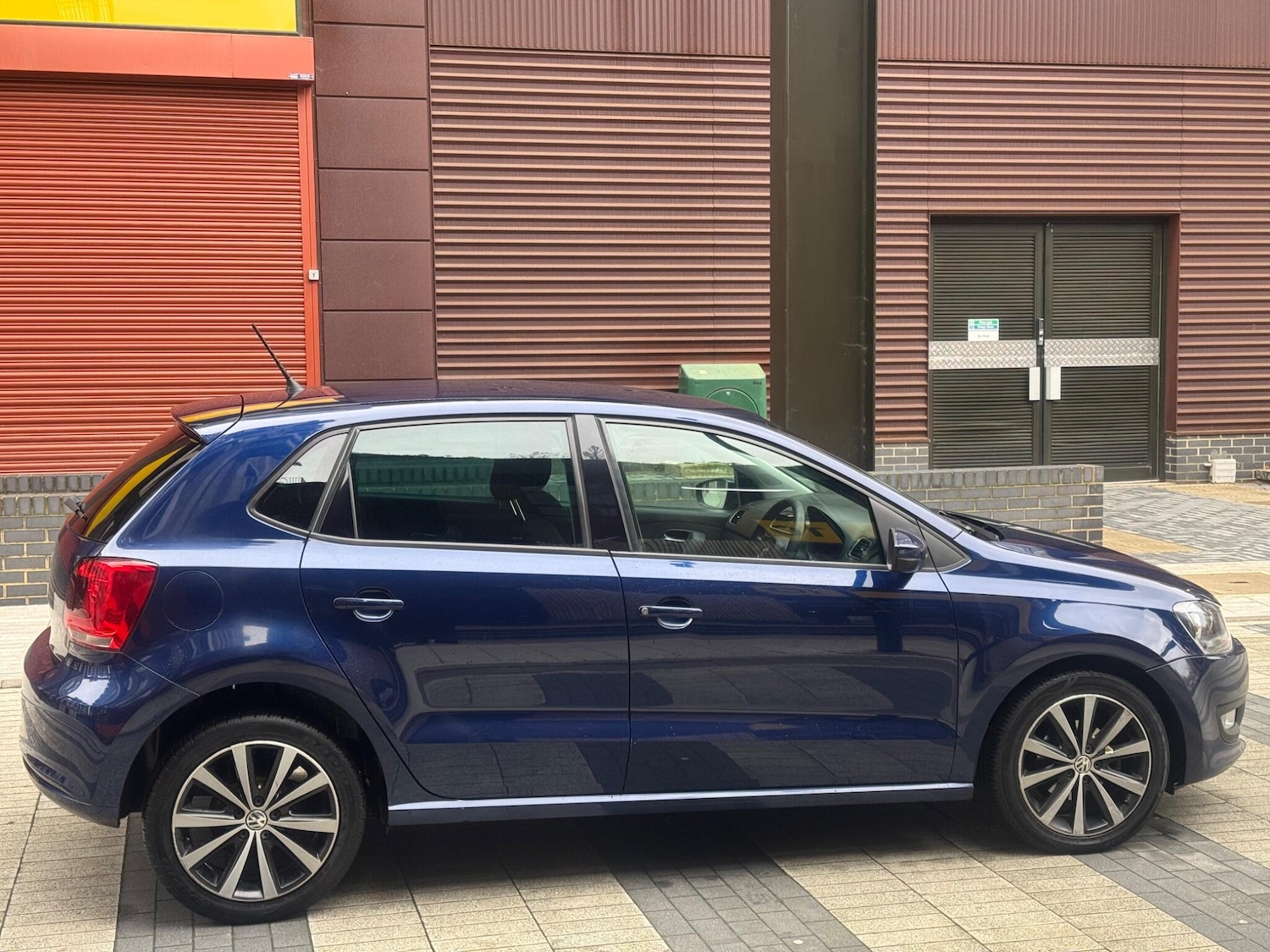 Used Volkswagen Polo for sale - 76537832: Photo 8