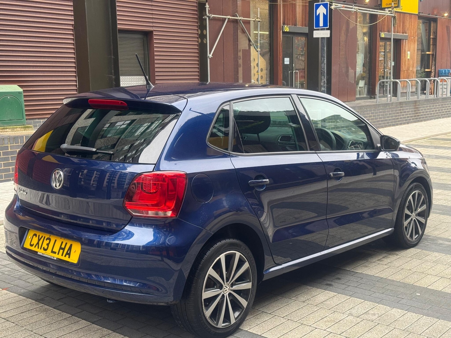 Used Volkswagen Polo for sale - 76537832: Photo 9