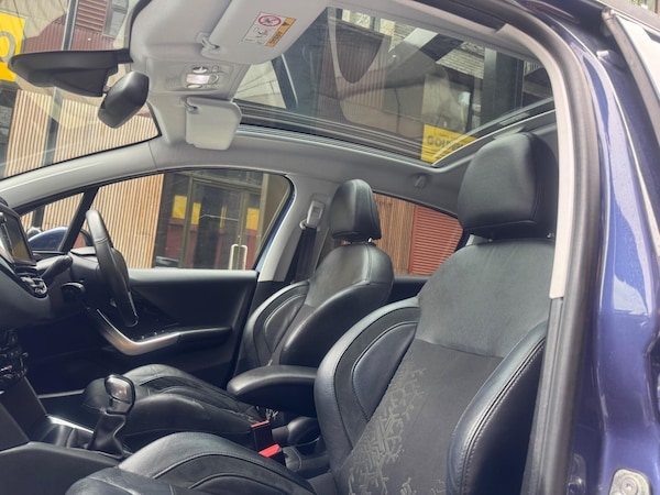 Used Peugeot 208 2015 for sale - 76325904: Photo 41