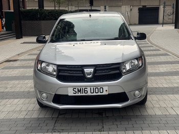 Used Dacia Sandero 2016 for sale - 76153090: Photo