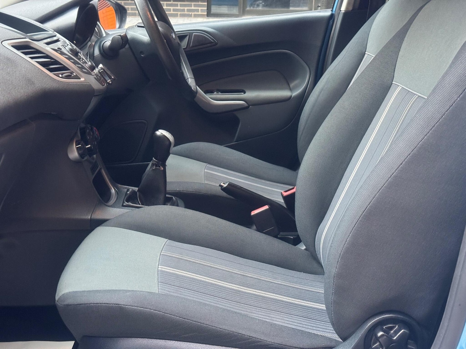 Used Ford Fiesta 2010 for sale - 76592209: Photo 21