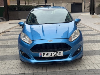 Used Ford Fiesta 2010 for sale - 76592209: Photo