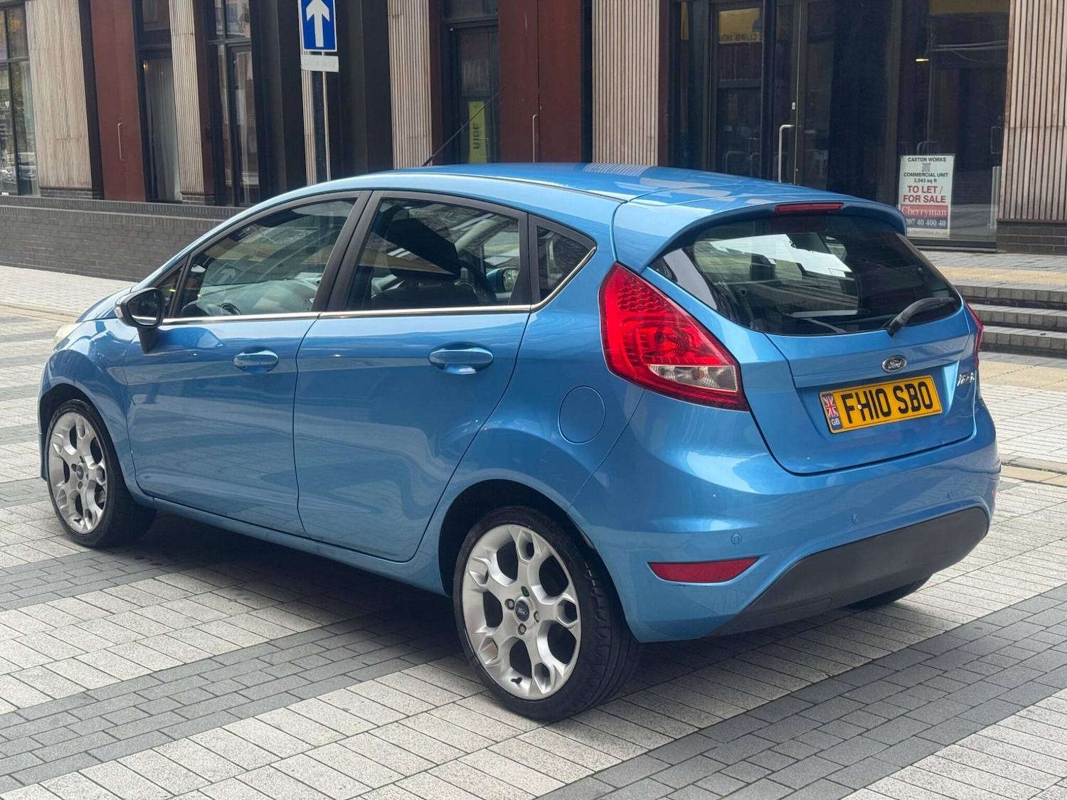 Used Ford Fiesta 2010 for sale - 76592209: Photo 5