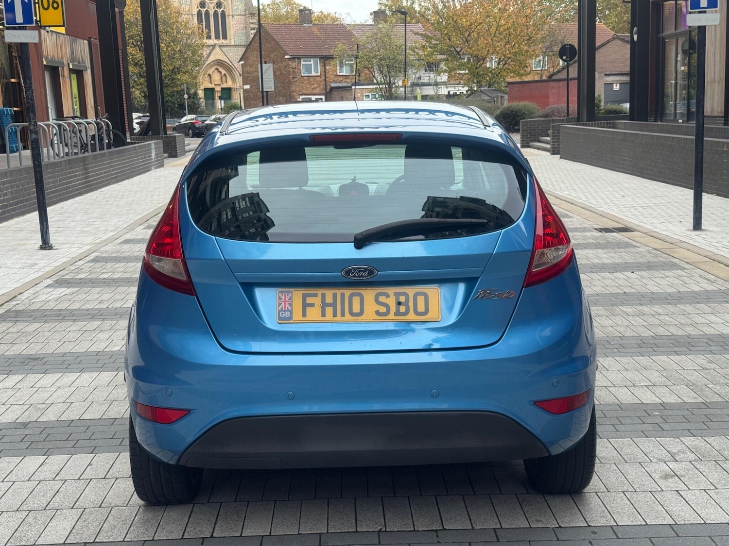 Used Ford Fiesta 2010 for sale - 76592209: Photo 6