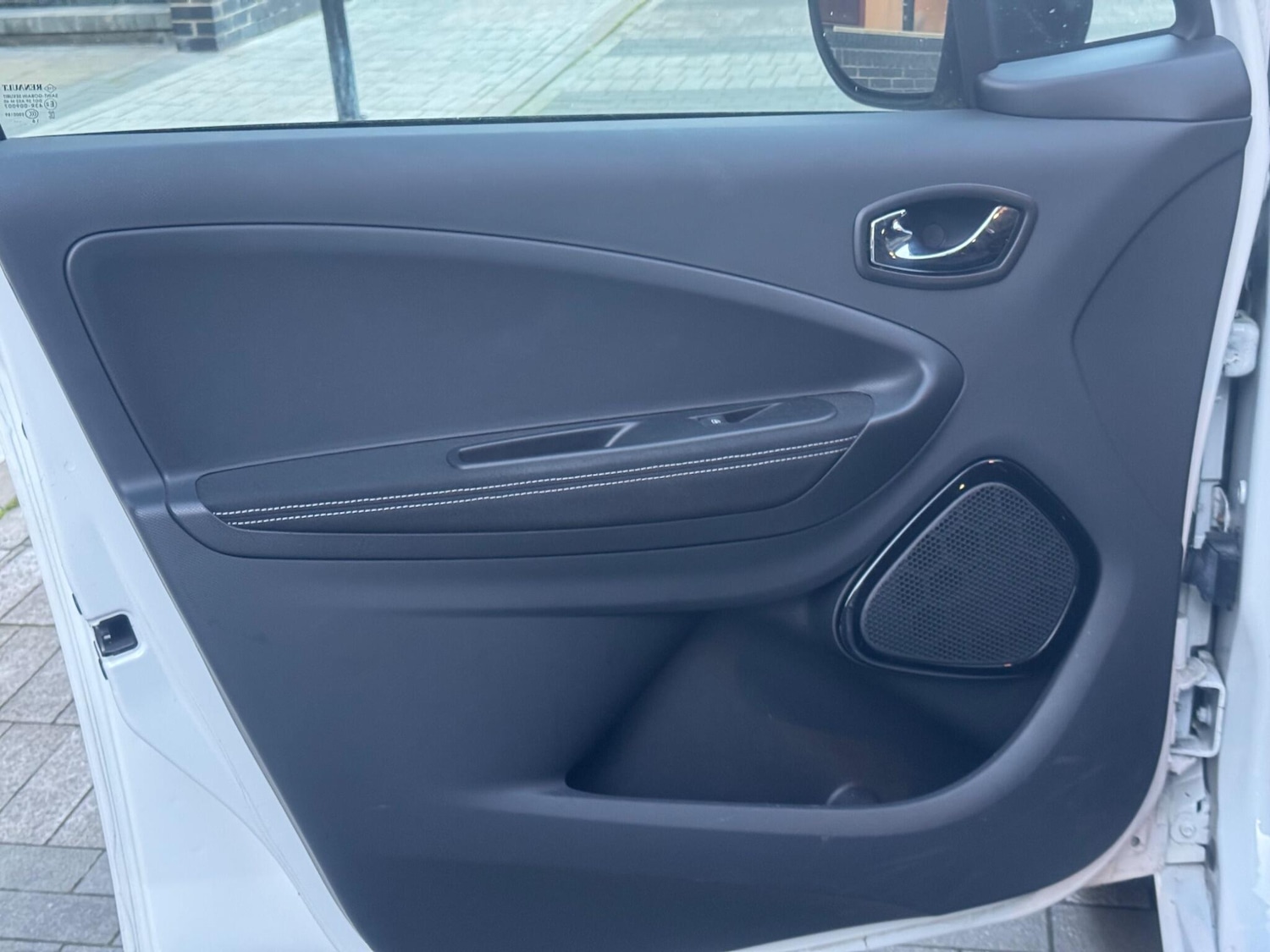 Used Renault Zoe for sale - 77957335: Photo 16